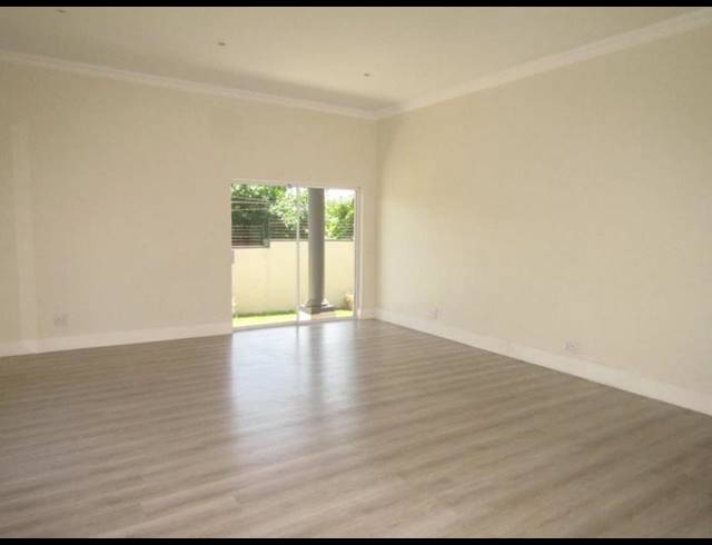 3 BEDROOM TOWNHOUSE FOR SALE IN GLENHAZEL